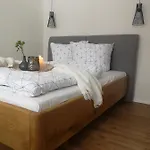 Nest'l & * Mösern