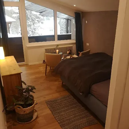 Nest'l & アパート