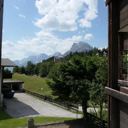 Nest'l & アパート Mösern